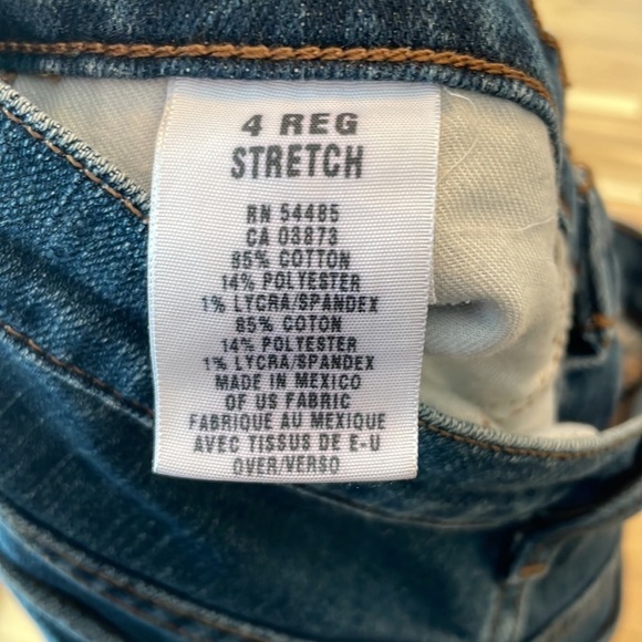 American Eagle Mid Rise Straight Leg Jeans size 4 - Picture 5 of 8
